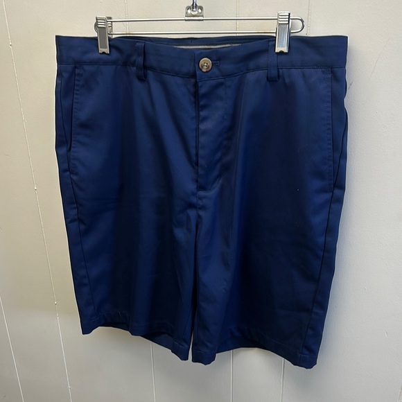Vineyard Vines Other - Vineyard Vines Links Shorts Men's sz 33 Navy